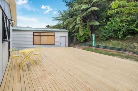 Photo of property in 9a Mcmanaway Grove, Stokes Valley, Lower Hutt, 5019