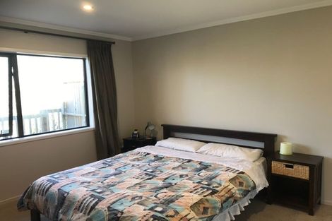 Photo of property in 14a Gracechurch Drive, Flat Bush, Auckland, 2016