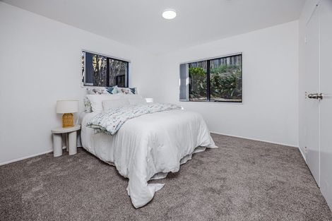 Photo of property in 99a Redoubt Road, Goodwood Heights, Auckland, 2105