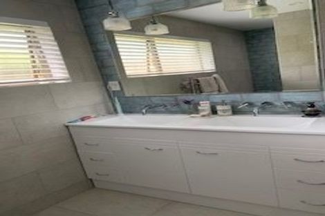 Photo of property in 2 Houchens Road, Glenview, Hamilton, 3206