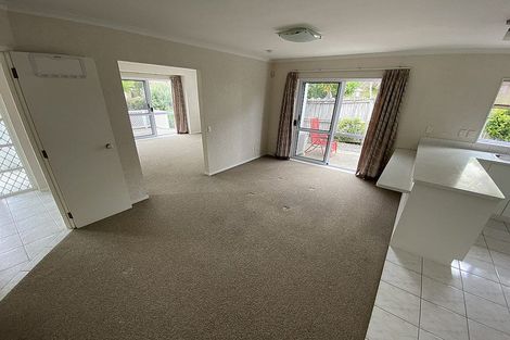 Photo of property in 32 Cantora Avenue, Northpark, Auckland, 2013
