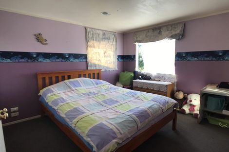 Photo of property in 21 Jacanas Place, Unsworth Heights, Auckland, 0632