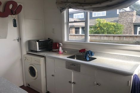 Photo of property in 2 Tyne Street, Carterton, 5713