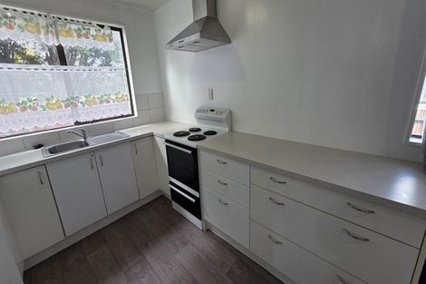 Photo of property in 3/4 Hall Avenue, Mangere, Auckland, 2022