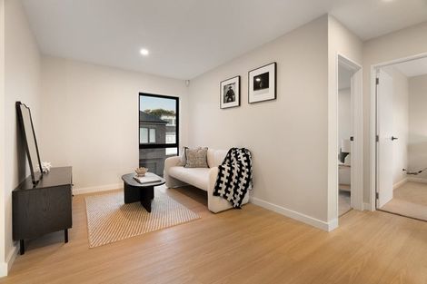 Photo of property in 2 Knights Close, Rothesay Bay, Auckland, 0630