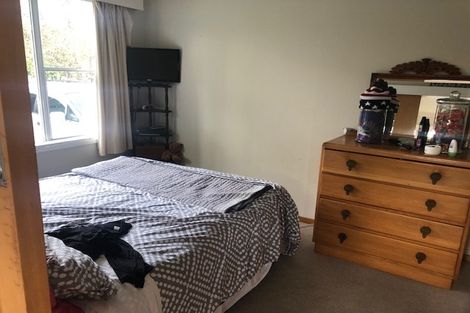 Photo of property in 2 Tyne Street, Carterton, 5713