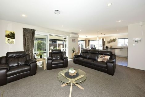 Photo of property in 11 Brockelbank Drive, Kaiapoi, 7630