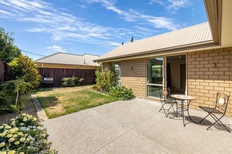 Photo of property in 6a Sunningvale Lane, Ilam, Christchurch, 8053