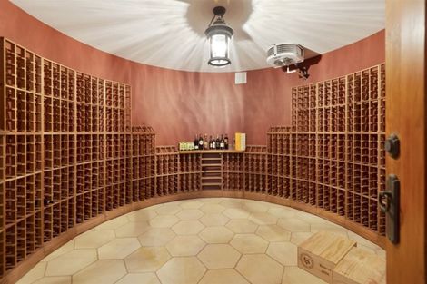 Photo of property in 70 Longhurst Terrace, Cashmere, Christchurch, 8022