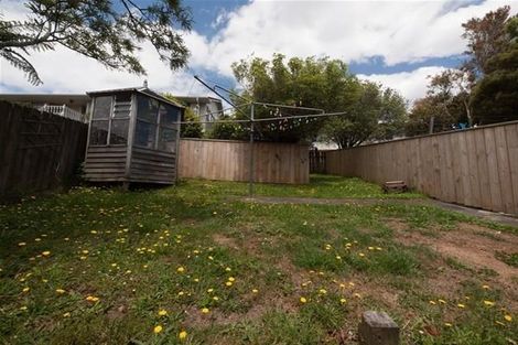 Photo of property in 6 Makatote Grove, Churton Park, Wellington, 6037