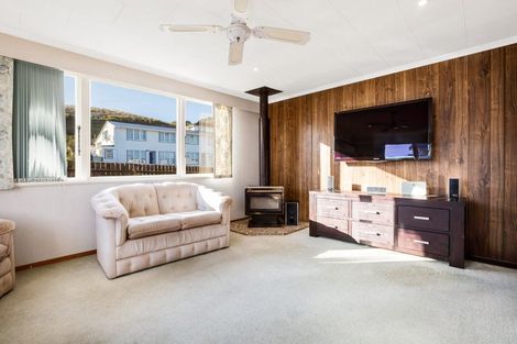 Photo of property in 59 Waihora Crescent, Waitangirua, Porirua, 5024