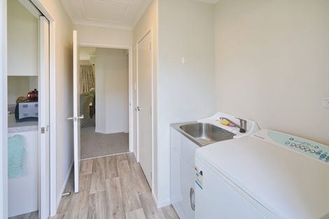 Photo of property in 14 Royal Park Drive, Parklands, Christchurch, 8083