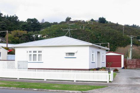 Photo of property in 5/1404 High Street, Taita, Lower Hutt, 5011