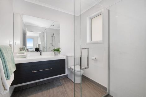 Photo of property in 954a Whangaparaoa Road, Manly, 0930