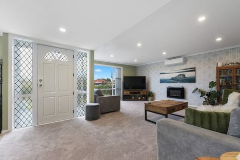 Photo of property in 3 Delamare Road, St Andrews, Hamilton, 3200