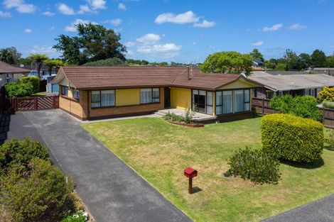 Photo of property in 10 Challen Close, Conifer Grove, Takanini, 2112