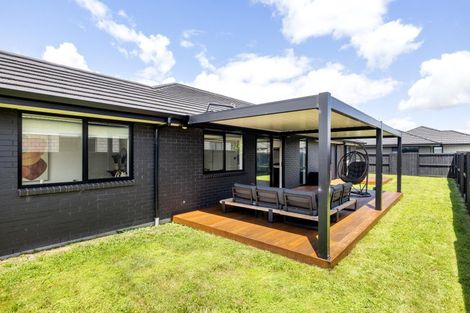 Photo of property in 19 Kimbrae Drive, Rototuna North, Hamilton, 3210