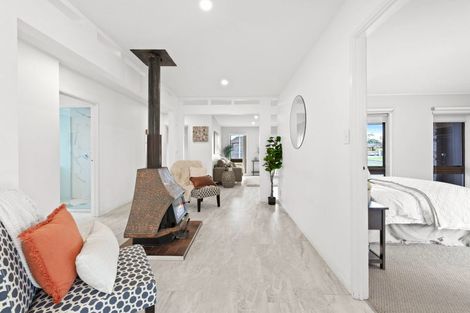 Photo of property in 8 Rapallo Place, Farm Cove, Auckland, 2012