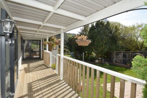 Photo of property in 73 Wakari Road, Halfway Bush, Dunedin, 9010