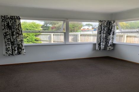 Photo of property in 7 Locket Road, Glenfield, Auckland, 0629