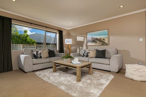 Photo of property in 6 Orchard Lane, Huapai, Kumeu, 0810