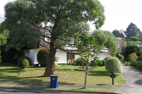 Photo of property in 94 Stapleford Crescent, Browns Bay, Auckland, 0630