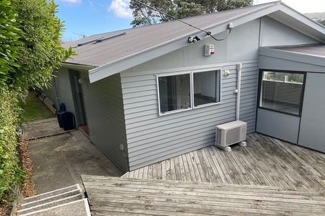 Photo of property in 12 Harland Street, Brooklyn, Wellington, 6021