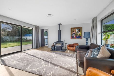 Photo of property in 12 Overton Place, Prebbleton, 7604