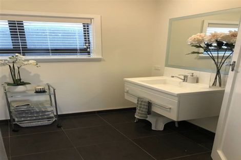 Photo of property in 77 Wai-iti Terrace, Bryndwr, Christchurch, 8052