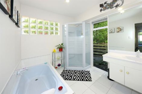 Photo of property in 2/11 Belleview Terrace, Mount Pleasant, Christchurch, 8081