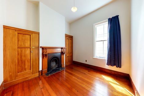 Photo of property in 27 Myrtle Crescent, Mount Cook, Wellington, 6021