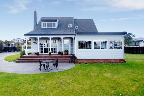 Photo of property in 5 Grace Crescent, Richmond Heights, Taupo, 3330