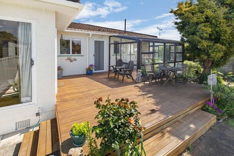Photo of property in 52 Thatcher Street, Castlecliff, Whanganui, 4501