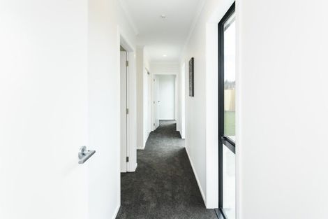 Photo of property in 5 Te Ara O Waihuri, Kelvin Grove, 4470