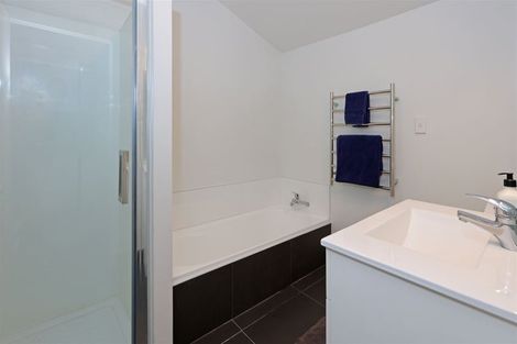 Photo of property in 62 Vintage Drive, Henderson, Auckland, 0612