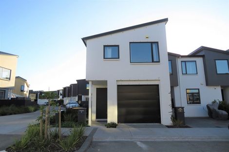 Photo of property in 8 Frank Gill Road, Hobsonville, Auckland, 0616