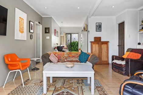 Photo of property in 35a Exeter Street, Lyttelton, 8082