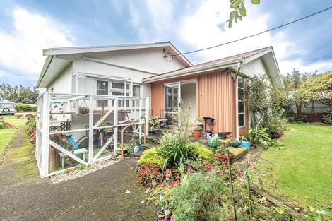 Photo of property in 1580 South Road, Manutahi, Patea, 4598
