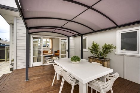 Photo of property in 609b Avenue Road West, Saint Leonards, Hastings, 4120