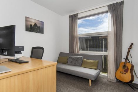 Photo of property in 28 Marion Crescent, Papamoa Beach, Papamoa, 3118