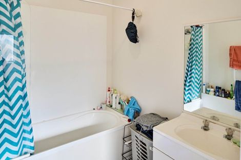 Photo of property in 279 Dowse Drive, Maungaraki, Lower Hutt, 5010