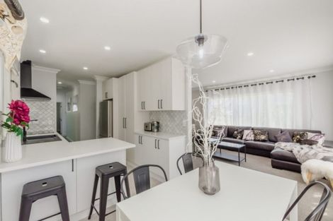 Photo of property in 316 Te Moana Road, Waikanae, 5036