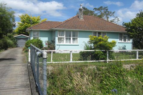 Photo of property in 19 Huxley Street, Pahiatua, 4910
