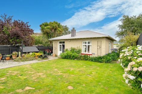 Photo of property in 360 Bay View Road, Saint Clair, Dunedin, 9012