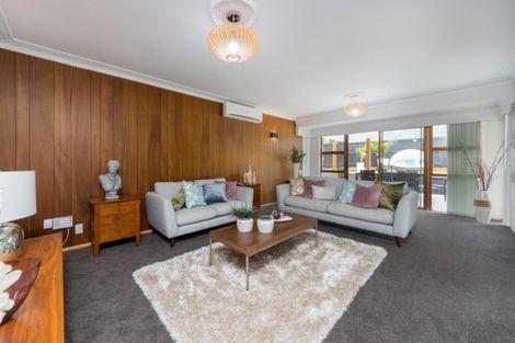 Photo of property in 34 Meadway, Sunnyhills, Auckland, 2010