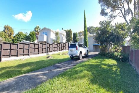 Photo of property in 36 Sheridan Drive, New Lynn, Auckland, 0600