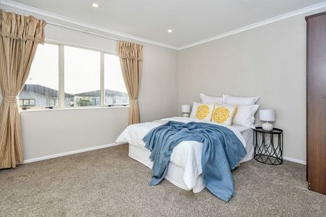 Photo of property in 12 Janway Avenue, Flat Bush, Auckland, 2016