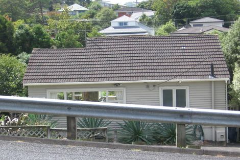 Photo of property in 43 Lyons Avenue, Murrays Bay, Auckland, 0630