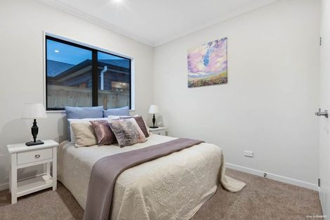 Photo of property in 44 Cooladawson Drive, Flat Bush, Auckland, 2019