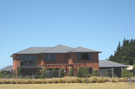 Photo of property in 38 Pohutukawa Crescent, Parklands, Christchurch, 8083